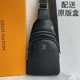 Picture of Louis Vuitton Mens Bags _SKUfw138432952fw